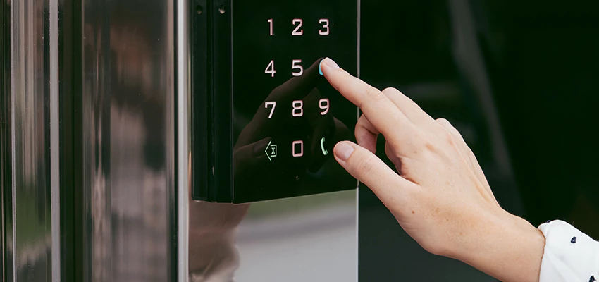 Property Management Locksmith For Lock Installation in Bermuda Dunes, CA