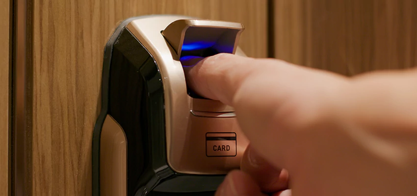 Locksmith Company For Window Lock Installation in Bermuda Dunes, California